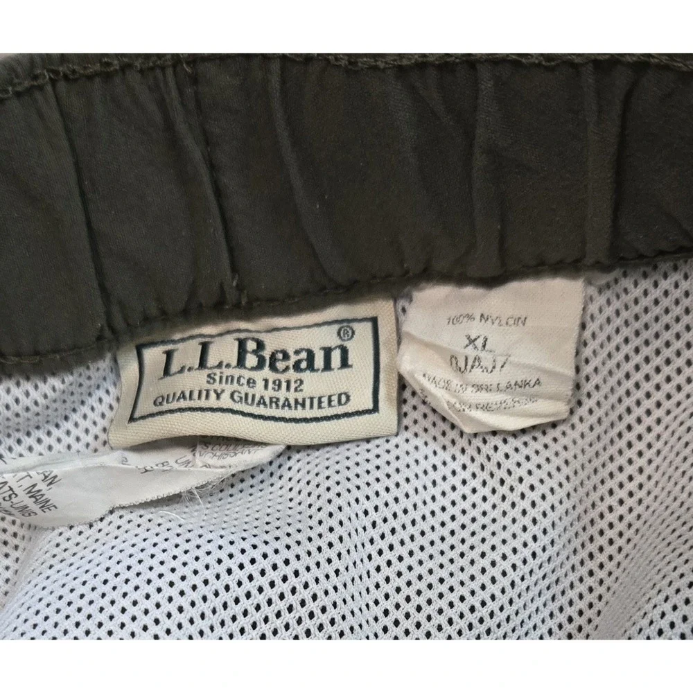 LL Bean Crest Shorts Men's Outdoor Hiking Olive Green Size XL Nylon
